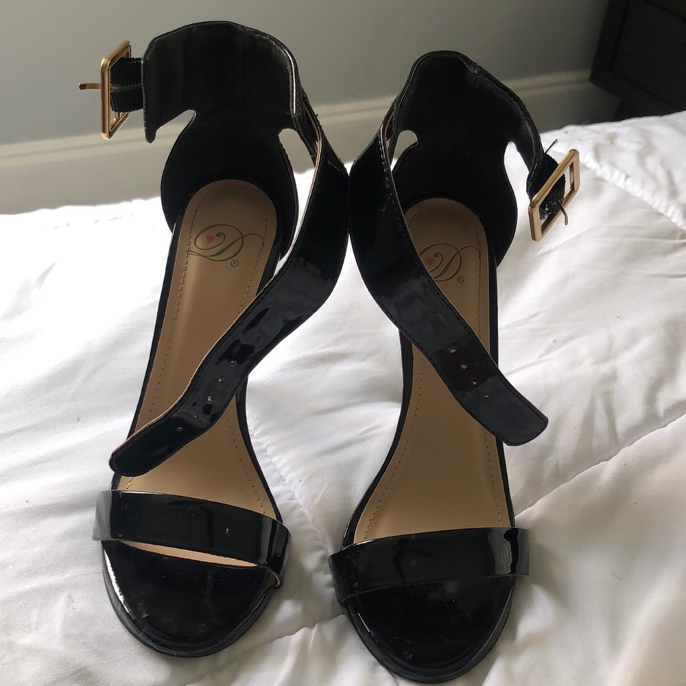 Black heels